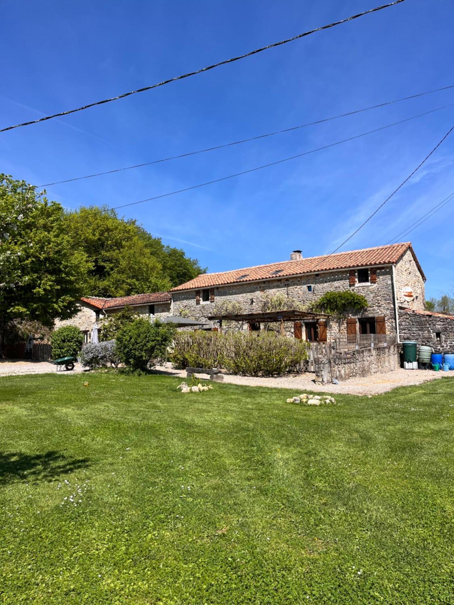 Le Plantier2 Ferienhaus *